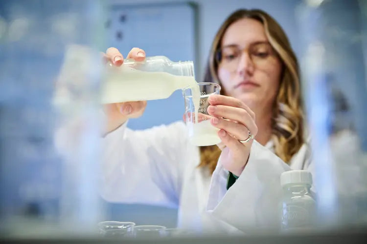 Prosser et al., 2010, Composition and distribution of fatty acids in triglycerides from goat infant formulas with milk fat